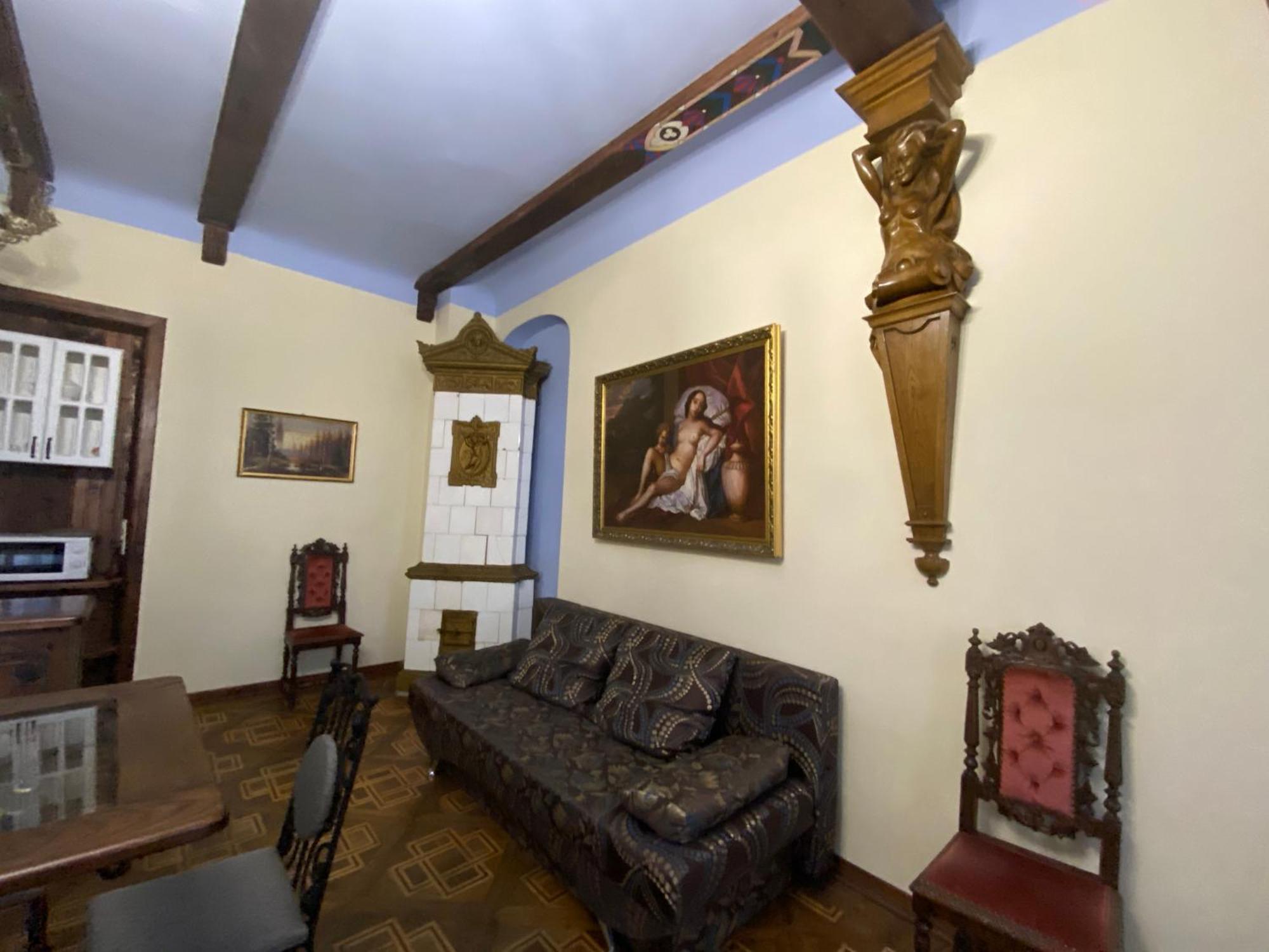 Апартаменти Королівські На Вулиці Лесі Українки 19 Lviv Ngoại thất bức ảnh