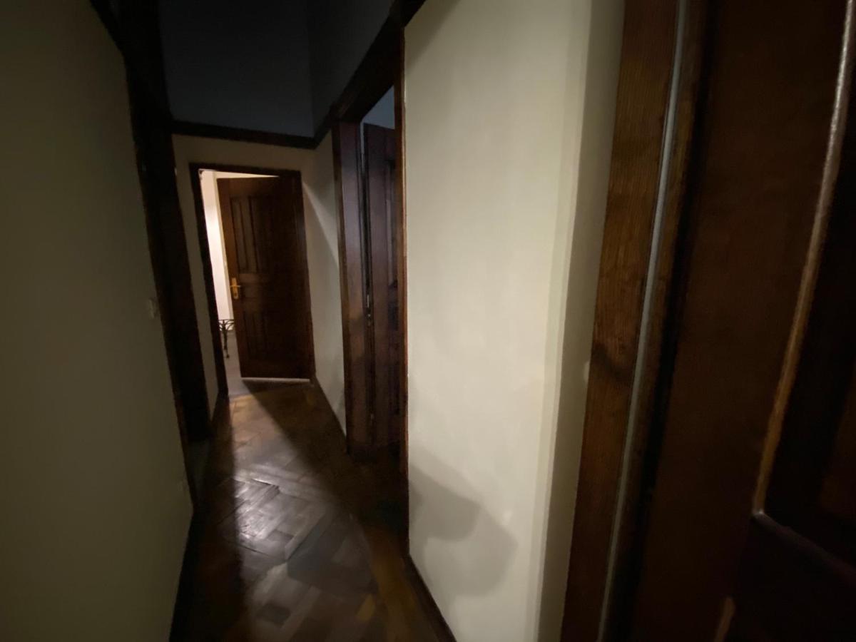 Апартаменти Королівські На Вулиці Лесі Українки 19 Lviv Ngoại thất bức ảnh