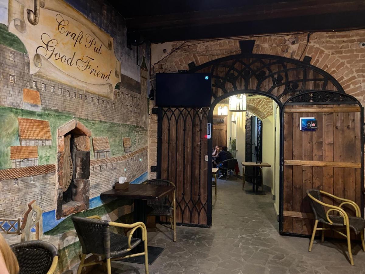 Апартаменти Королівські На Вулиці Лесі Українки 19 Lviv Ngoại thất bức ảnh